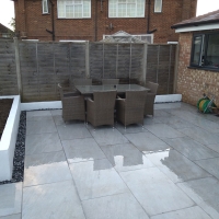 Porcelain Paved Garden